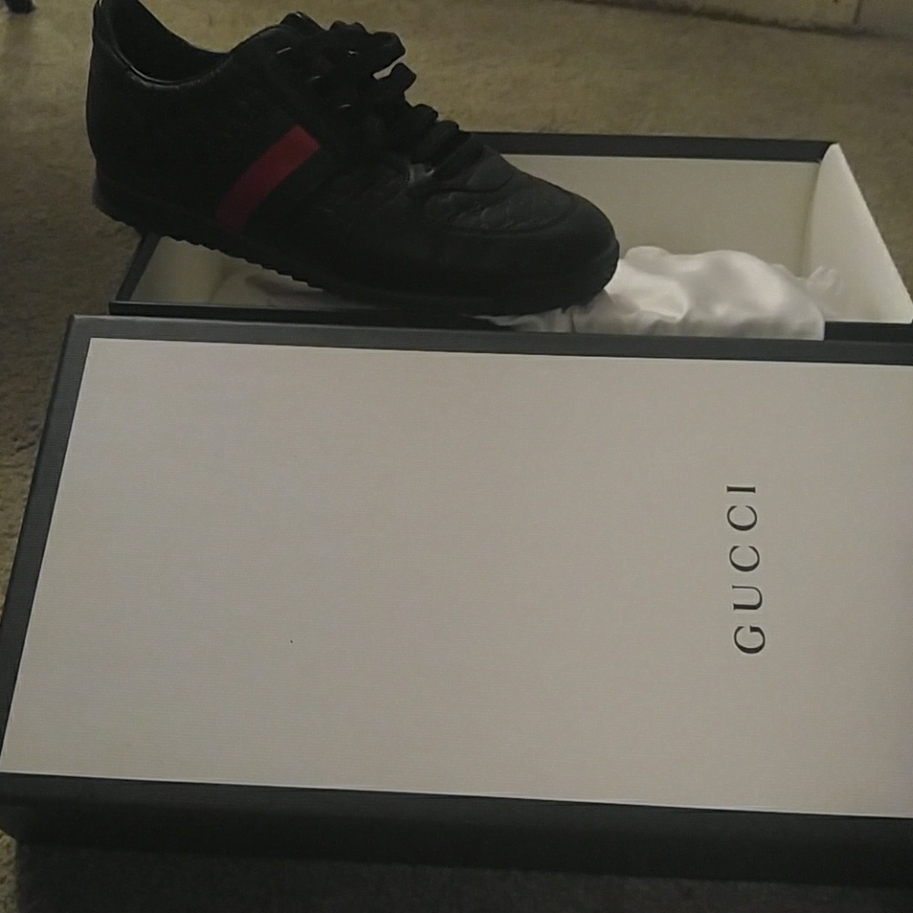 Gucci sneakers